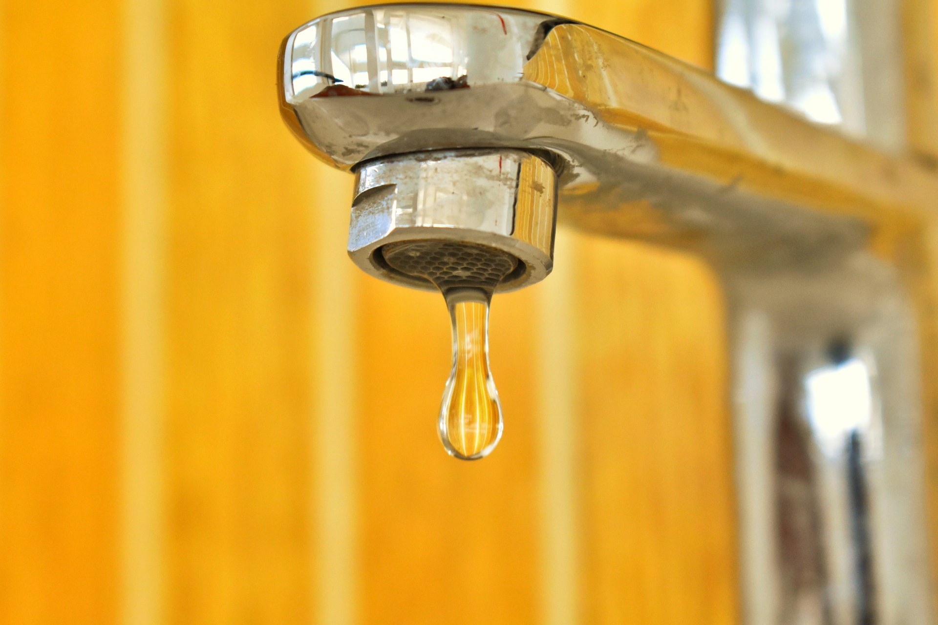 Kitchens Leaking Taps
