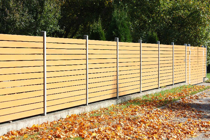 https://mblhomes.co.uk/wp-content/uploads/2023/09/Services-page-garden-maintenance.jpg
